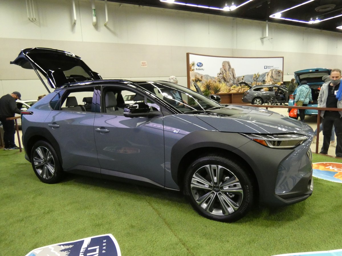 ForthMobility's tweet photo. EVs recieved all the attention at this year's Portland Auto show!
@PDXautoshow
#portlandoregon #Evs #PortlandAutoShow #Electric #electriccars #EV #climatechange #sustainability https://t.co/LxnyfcsQO2