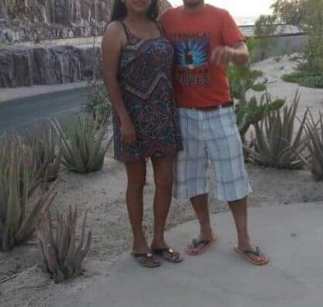 el_complices's tweet photo. Hola buenos somos matrimonio maduro, muy discreto, con ganas de divertirnos, buscamos parejas que se atrevas a vivir cosas nuevas, somos de la paz. B. C. S. https://t.co/Z3wF8M3QCw