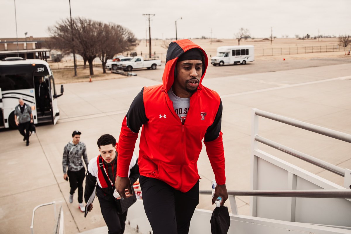 Headed to just an OK State ✈️ 

#ŦexasIsBetter