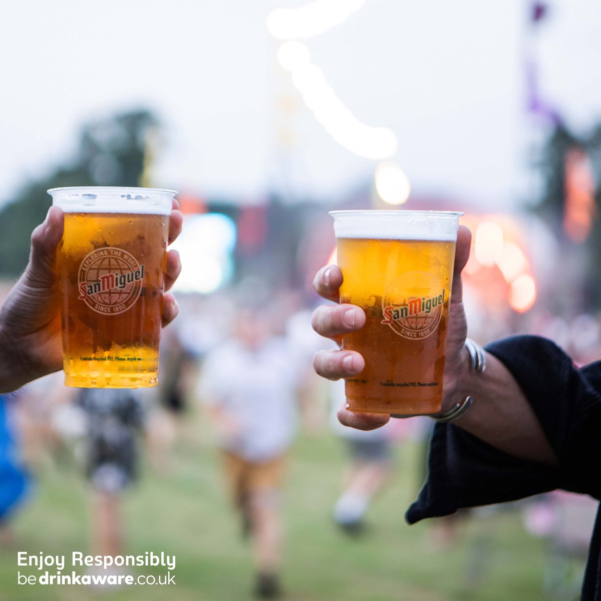 Cheers to lighter nights and Summer approaching...🍻🌅 <a href="/SanMiguel_UK/">San Miguel</a> #GetRichLiving