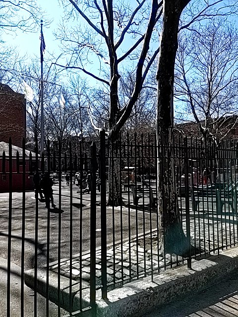 DaSitu found #bitcoin in a User vault at this location! Join me playing #coinhuntworld, It's awesome! coinhunt.gsc.im/4t9x2LRbWA #cryptocurrency #104714