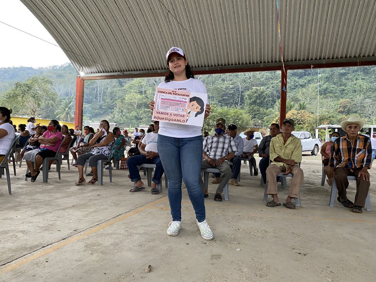irmamorama's tweet photo. En Tuxtepec queremos #QueSigaAMLO #TuxtepecConAMLO #OAxacaConAMLO https://t.co/IkIm0A3j1I