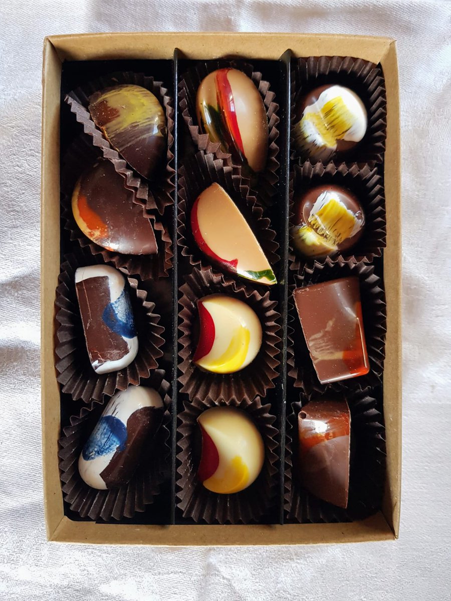 Bibliocook's tweet photo. I've been watching @normakelly1984's Praline before she opened in 2017 &amp; love to see what chocolate creations she's developed. Watch out for her gorgeous new signature collection w/@Irishseasalt @GalteeHoney @irishshiitake @theapplefarmer @meanbeancoffeec @SukiTea

#mediasample https://t.co/YPYcWVRprE