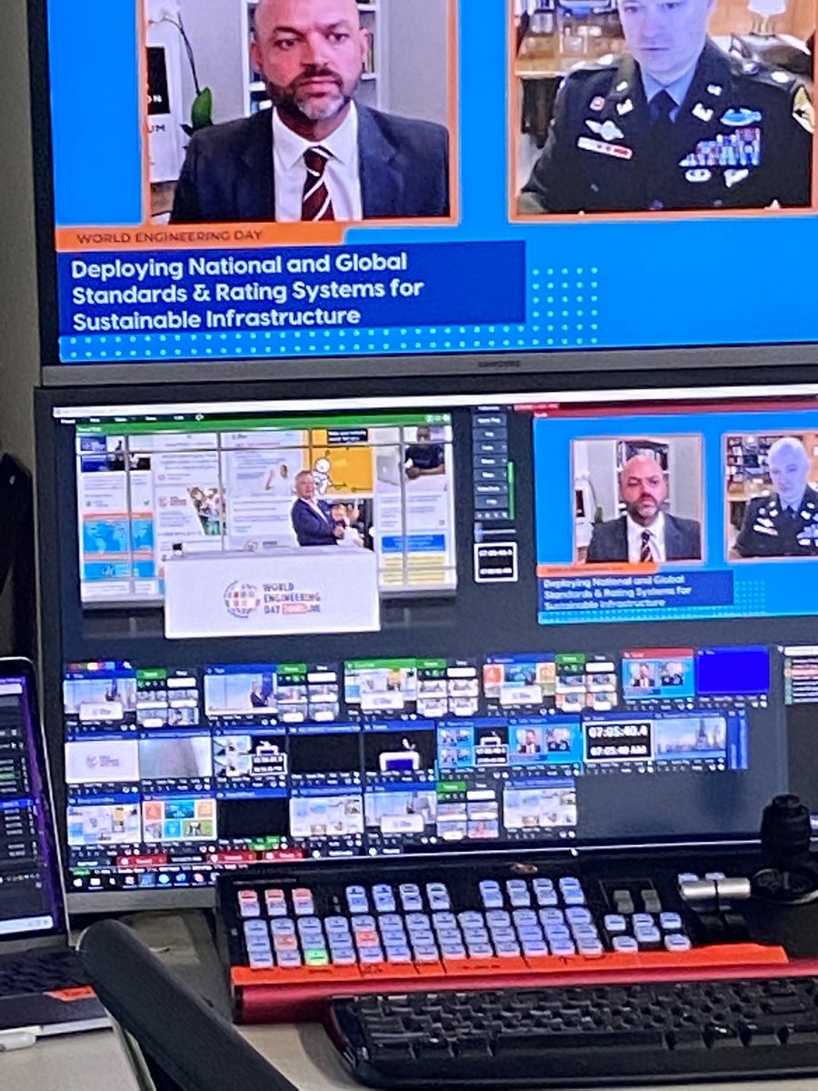 jashleyb's tweet photo. Looks like a NASA control centre at 24HRS LIVE studio. #WorldEngineeringDay https://t.co/87pE1rMF30