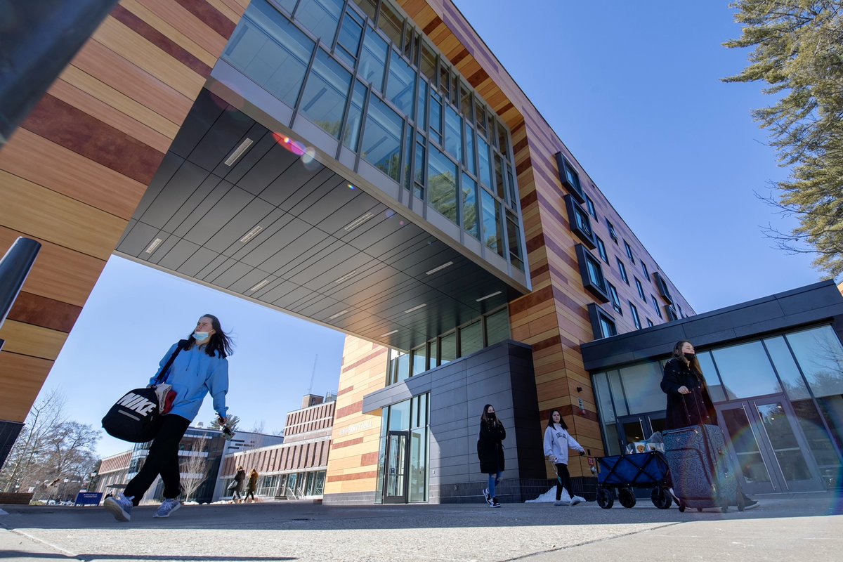 Time for spring break, Owls! ☀️