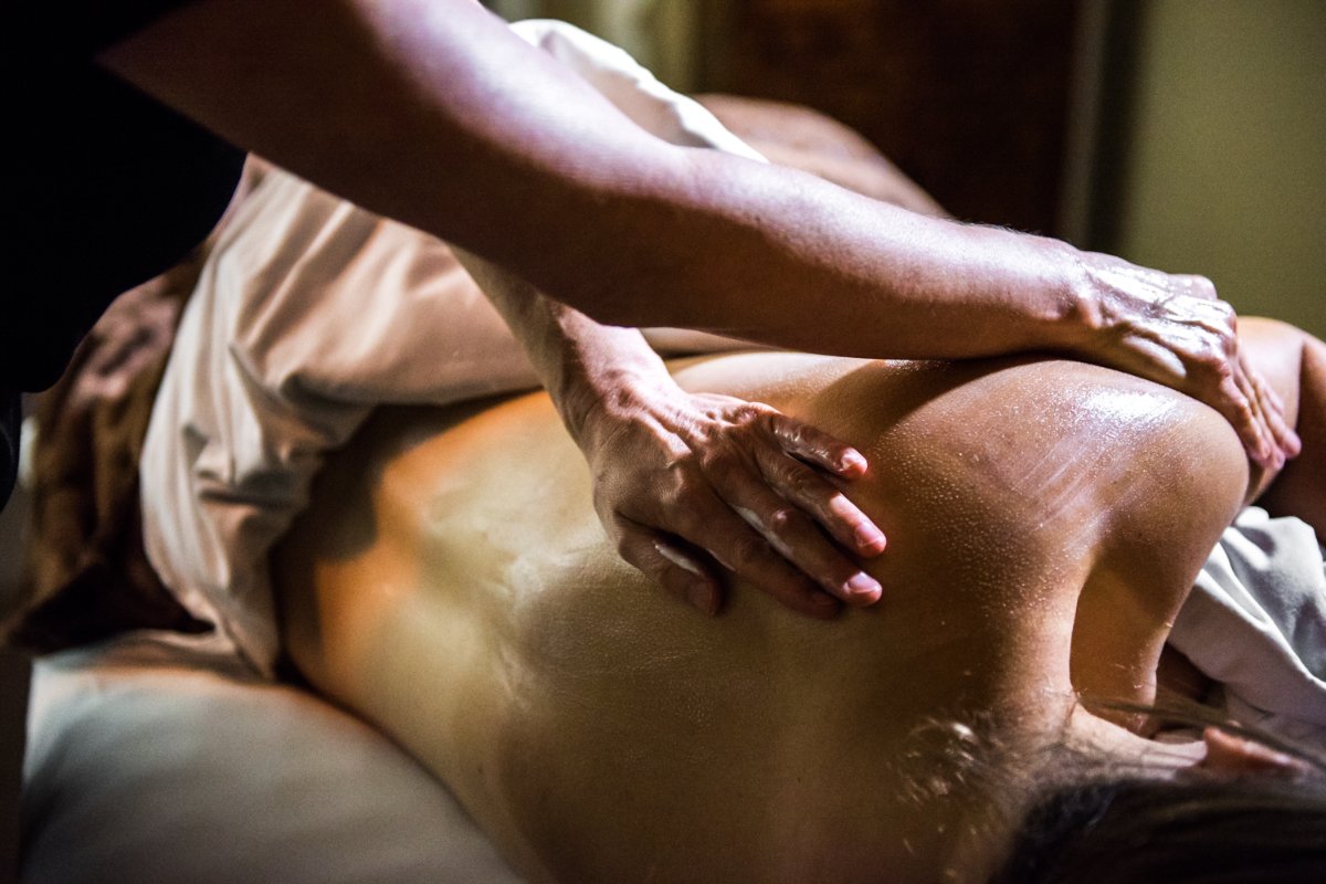 MassageSanRamon's tweet photo. With big massage therapist offices, you can miss out on the personal experience you're looking for. As a local practice, we make sure our clients are first. You can count on us to provide a customized massage! https://t.co/UBvUcSugr9
