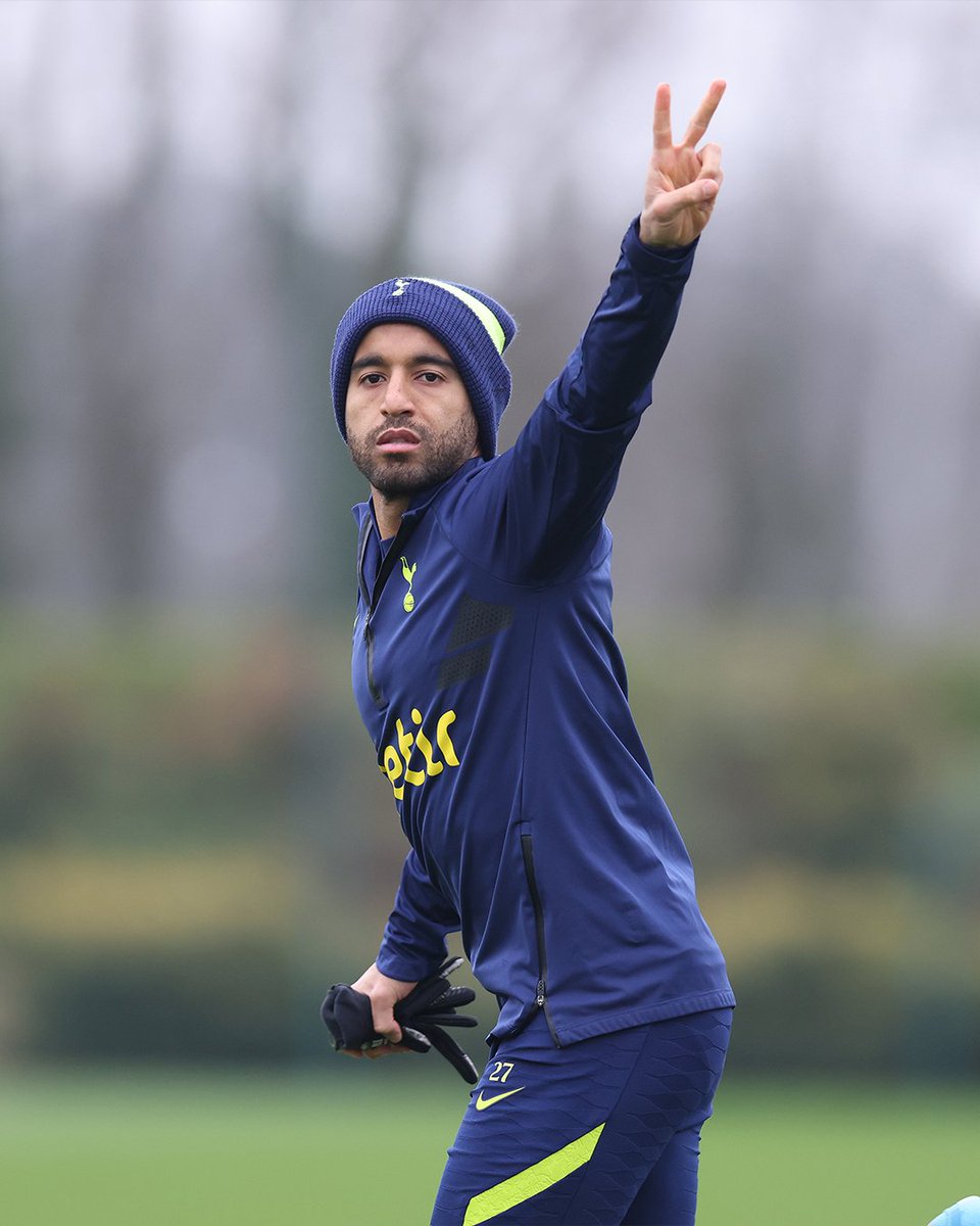 ✌️ <a href="/LucasMoura7/">Lucas Moura</a>
