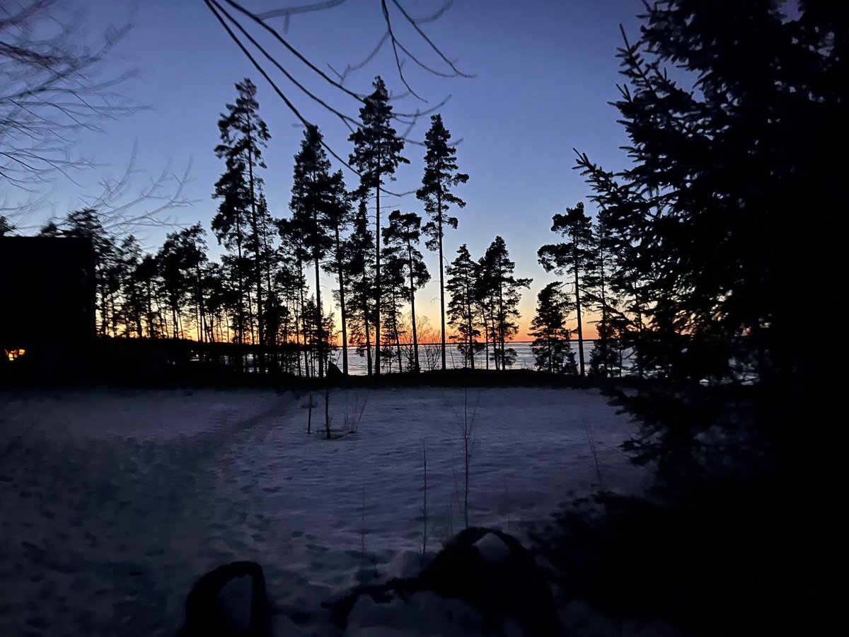 På väg till pubafton.