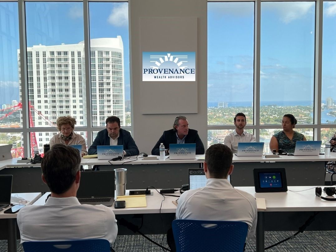ProvWealth's tweet photo. #ProvTeam hosted our first hybrid firm meeting to collaborate and discuss goals for the upcoming year. It was so great to see everyone that joined in person! Congratulations to Brooke Martin who was awarded for her leadership and excellent client service. Awesome job! https://t.co/JipIwRuO8U