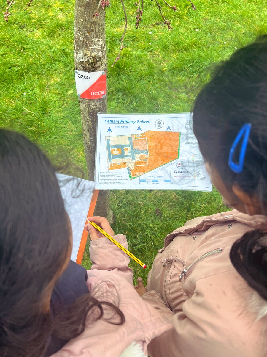miss_bradfield's tweet photo. This afternoon we used maps to explore @PelhamPrimary_ #Orienteering 🗺 🧭 @trustilluminate #primaryschool #education https://t.co/pNVtqmdnV6