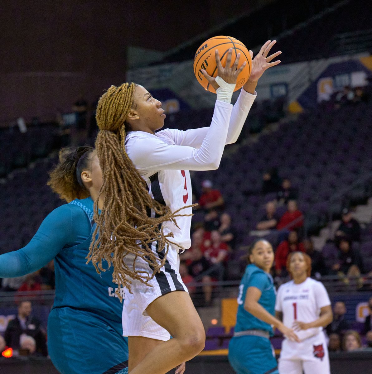 AStateWB's tweet photo. WHAT. A. CAREER. for @morganw105 👏👏👏

2️⃣0️⃣th all-time in scoring (1,104 pts)
5️⃣th in free throws made (362)
7️⃣th in rebounds (802; one of just 7 A-State players with 800 or more rebounds) https://t.co/Ib6zGge2ve