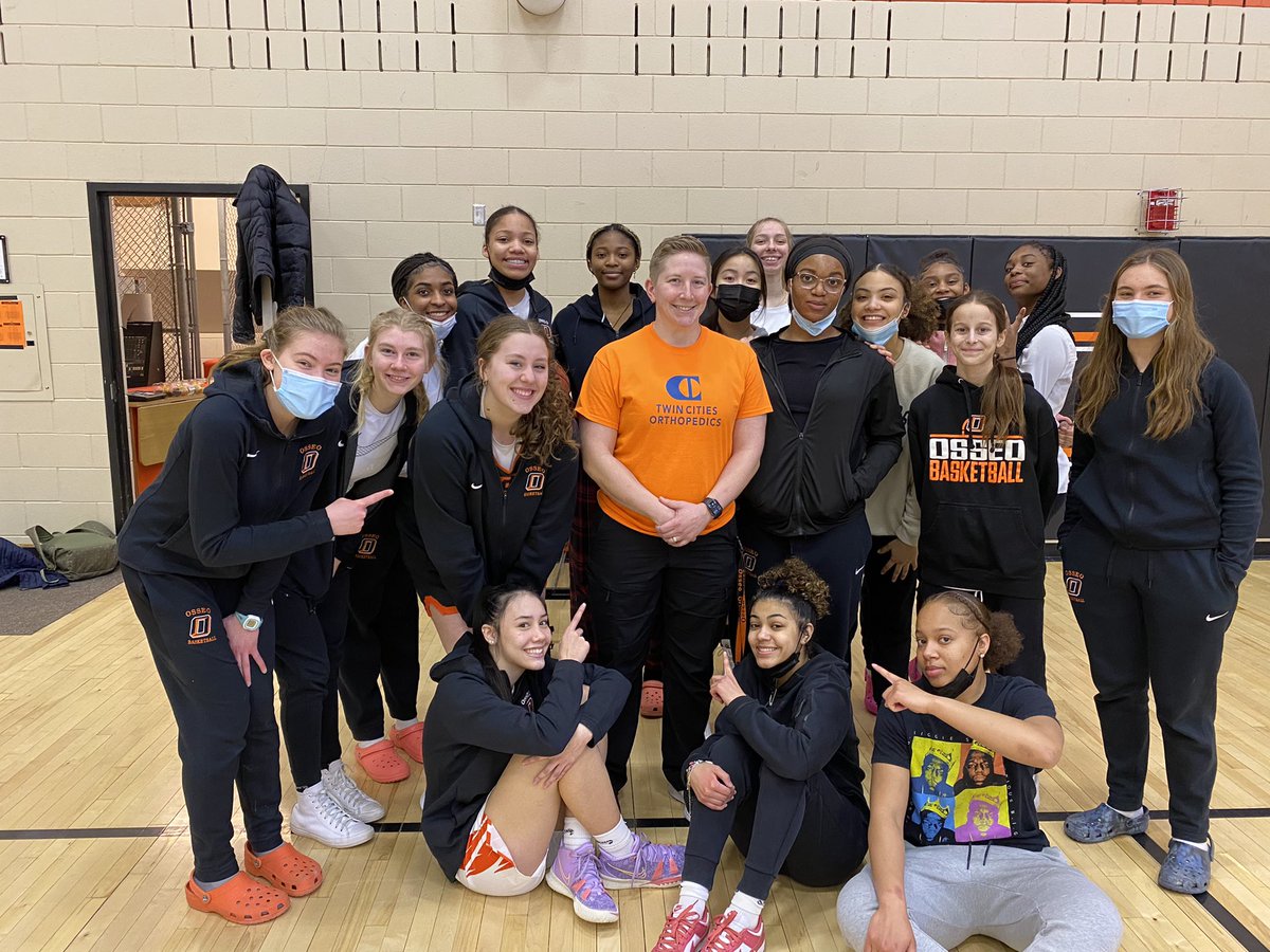 OsseoGirlsHoops's tweet photo. Happy National Athletic Training Month to our amazing trainer Maria!! @twincitiesortho 🧡 https://t.co/lWlTw2m67B