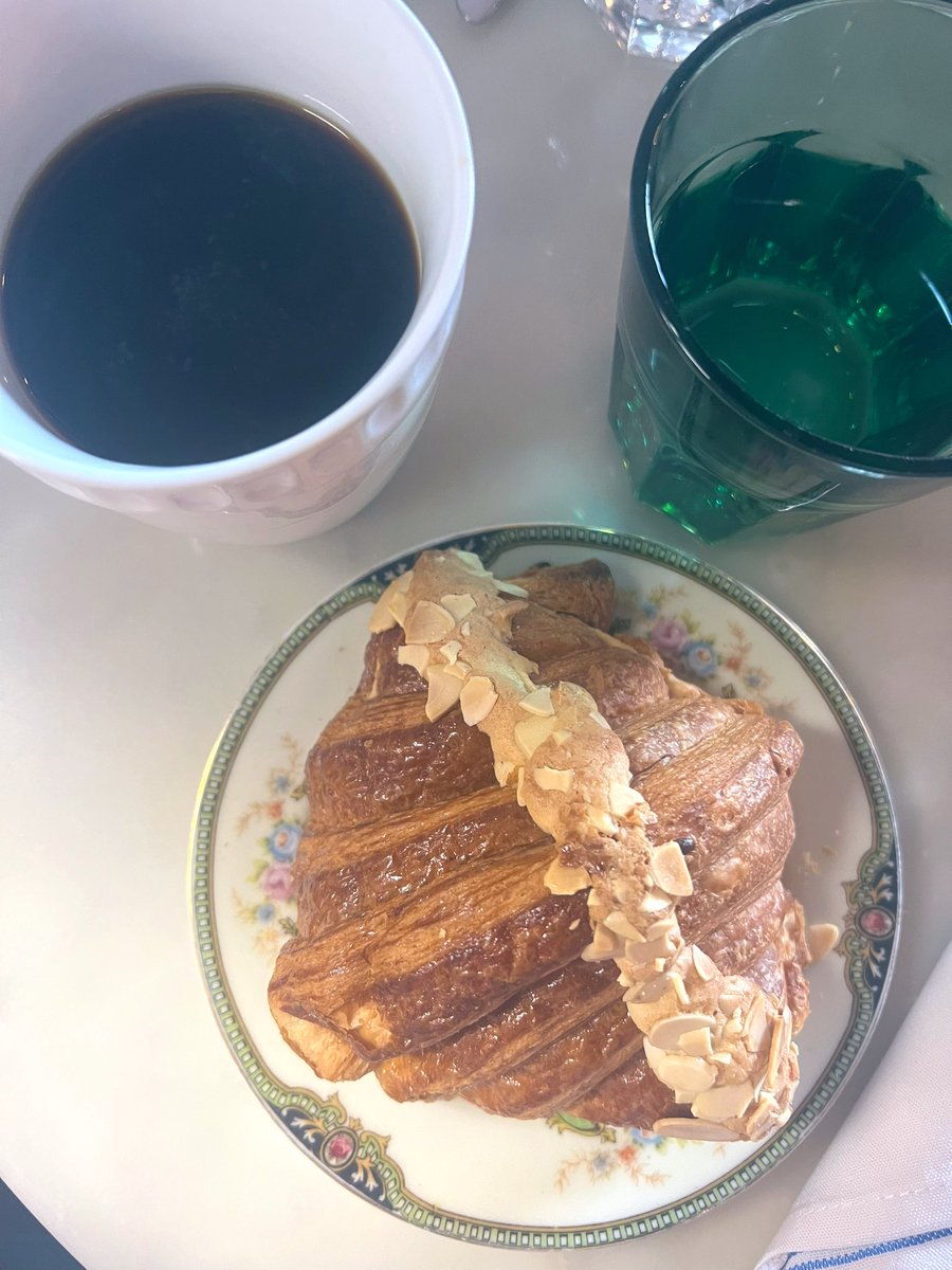 Sarah Olivero tweet media