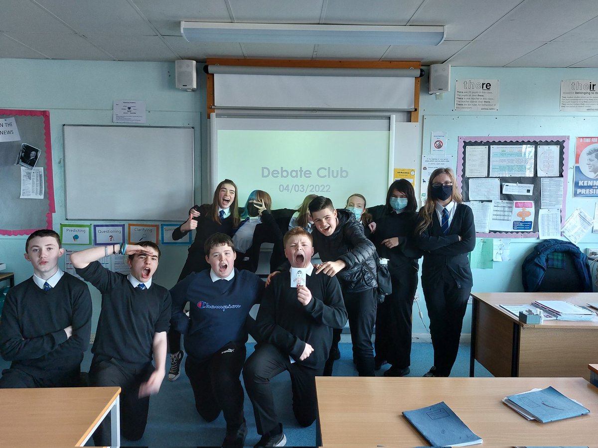 Another great discussion at #DebateClub today. Pupils were sharing great points about Covid and masks in schools. 10 in favour of no masks and 6 in favour of mask.  #Responsibility.