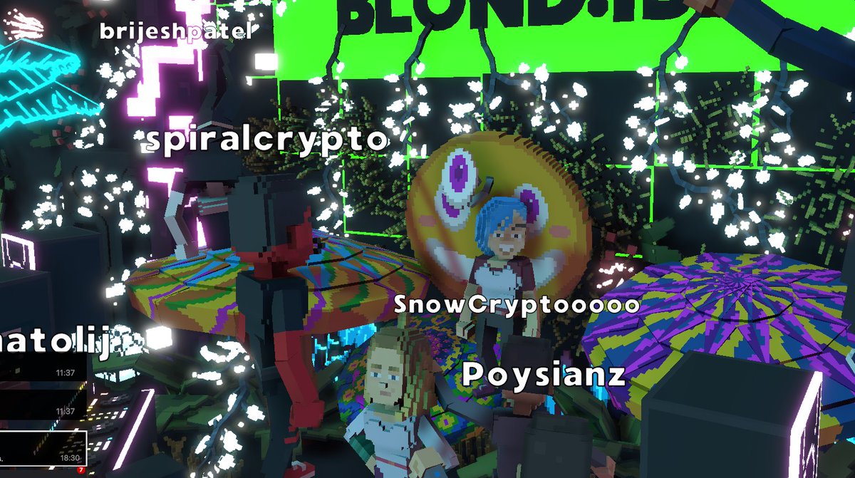 Deeltay0's tweet photo. @TheSandboxGame @blond_ish I just participated in the daily #SandboxAlphaS2Contest for a chance to earn up to 1,000 $SAND! Day 2 - Dance with Blond:ish. Check out my screenshot below! 👇 #SandboxAlphaS2 https://t.co/TUc7R3sGBi