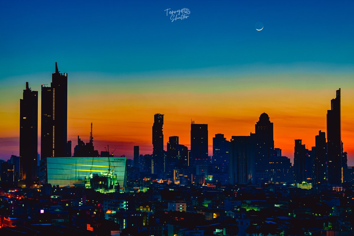 TeRry_p's tweet photo. "Rainbow City"
#terryshutter https://t.co/q4CDmmHRv1