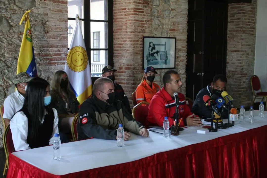 Reconozco todo el esfuerzo del equipo de la gobernación de la Guaira. Gracias a  todas las secretarías, direcciones y especialmente a los #gobiernoscomunitarios por la extraordinaria organización y despliegue en los pasados carnavales bioseguros 2022.
