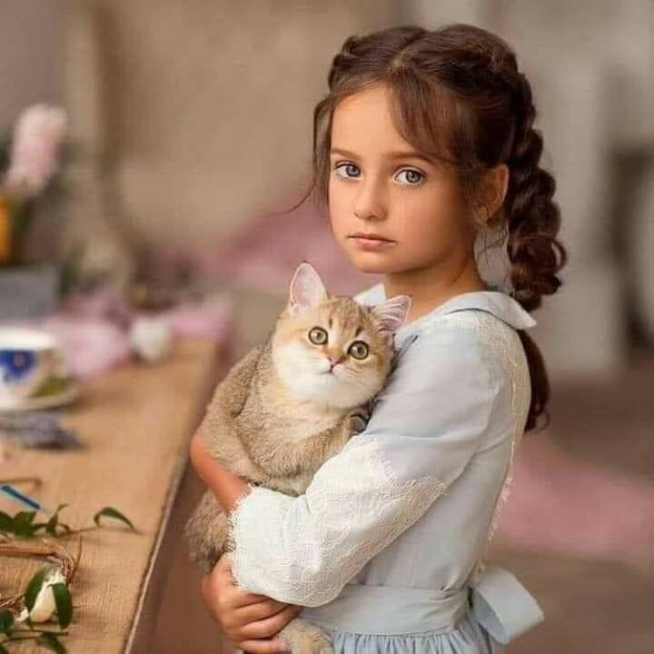 أن يبقى قلبك فارغًا تمامًا أفضل من أن يمتلئ بشيء خاطئ وهمي أو مؤقت، فليبقى فارغًا فحسب.