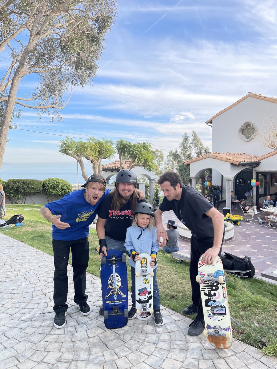 Royorbisonjr's tweet photo. Roy 3 said he wanted a Skateboarding Party for his 6th birthday.

So we got some great ramps and rails from Keen Ramps 

Here we are #Skateboarding on Roy’s first ramp rides! https://t.co/jKZQrUbQHt