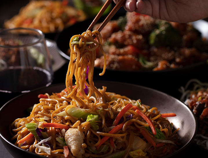 SubFantasyFilm's tweet photo. For this week's #FoodieFriday, we're highlighting P.F. Chang's at the Providence Place Mall!

The Providence P.F. Chang's serves a variety of Asian-inspired dishes and Chinese food favorites, including hand-rolled sushi and traditional Chinese dim sum. https://t.co/UdhLuOT0nS