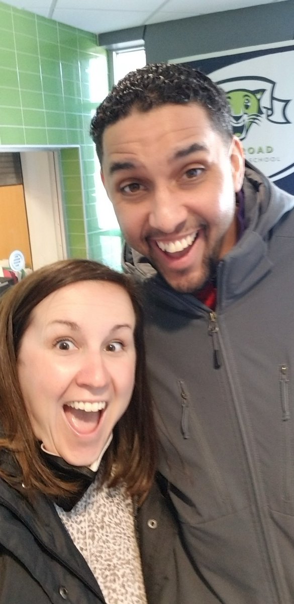 GCReadWriteGrow's tweet photo. Happy Friday! Walking in for a visit at @PaulRoadSchool and happened be coming in at the same time as a #HarlemWizard! So excited for our elementary students to meet these awesome role modelsπ https://t.co/w07oKR3qrL