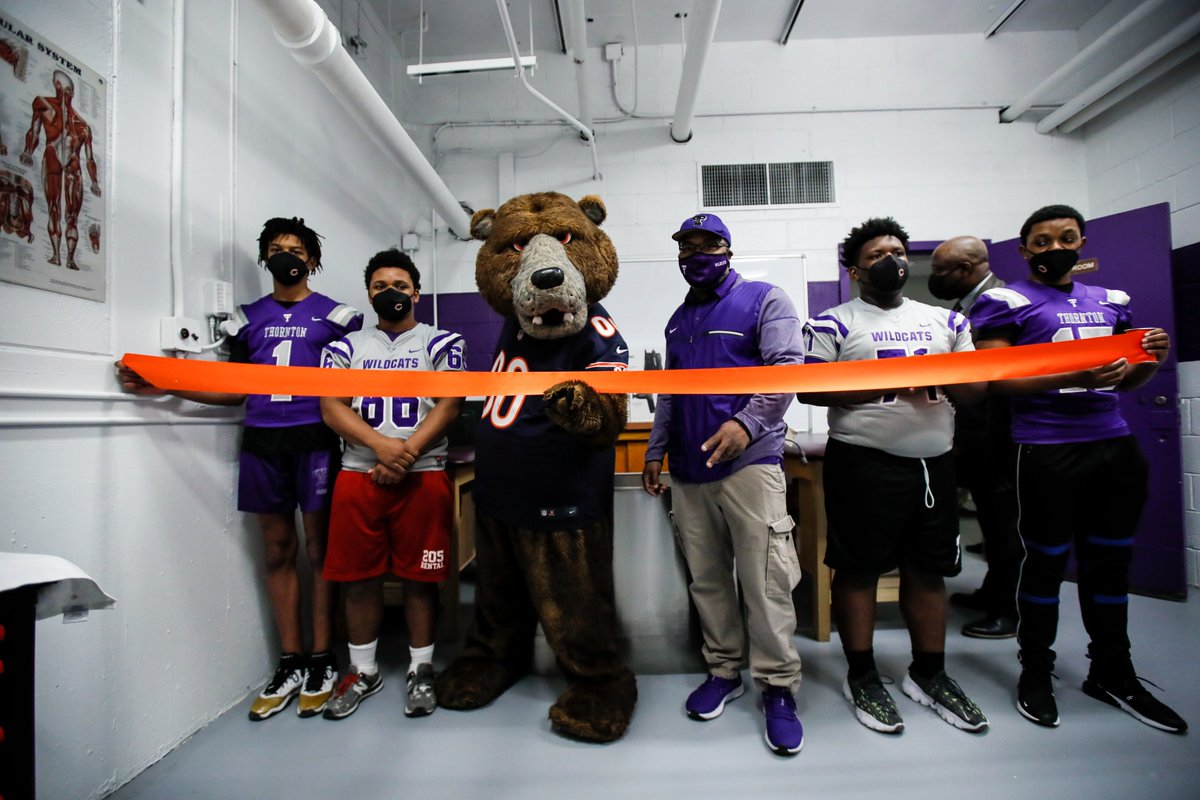 BearsOutreach's tweet photo. Yesterday, @TheRealStaley attended a special ribbon-cutting ceremony at @ThorntonHigh205 to celebrate a $12,000 Bears Care grant for athletic training equipment and supplies. https://t.co/ieWsGsgi3T