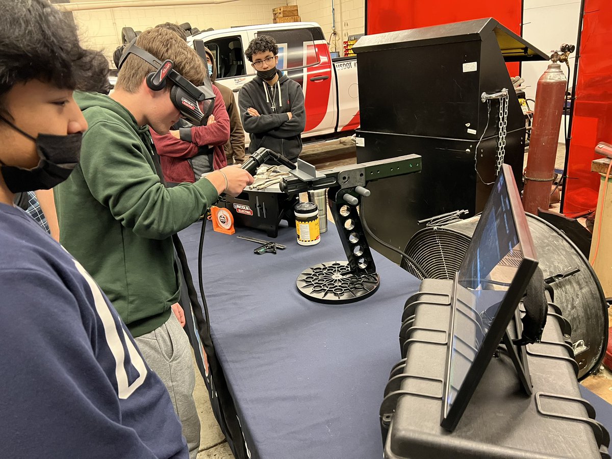 HussainAutos's tweet photo. @UTITweet came by #PantherAutomotive today with the virtual welder and a T-bucket to show students about their program. Awesome demonstration and kids loved it! This virtual welder is awesome https://t.co/TgXY1oJMtJ