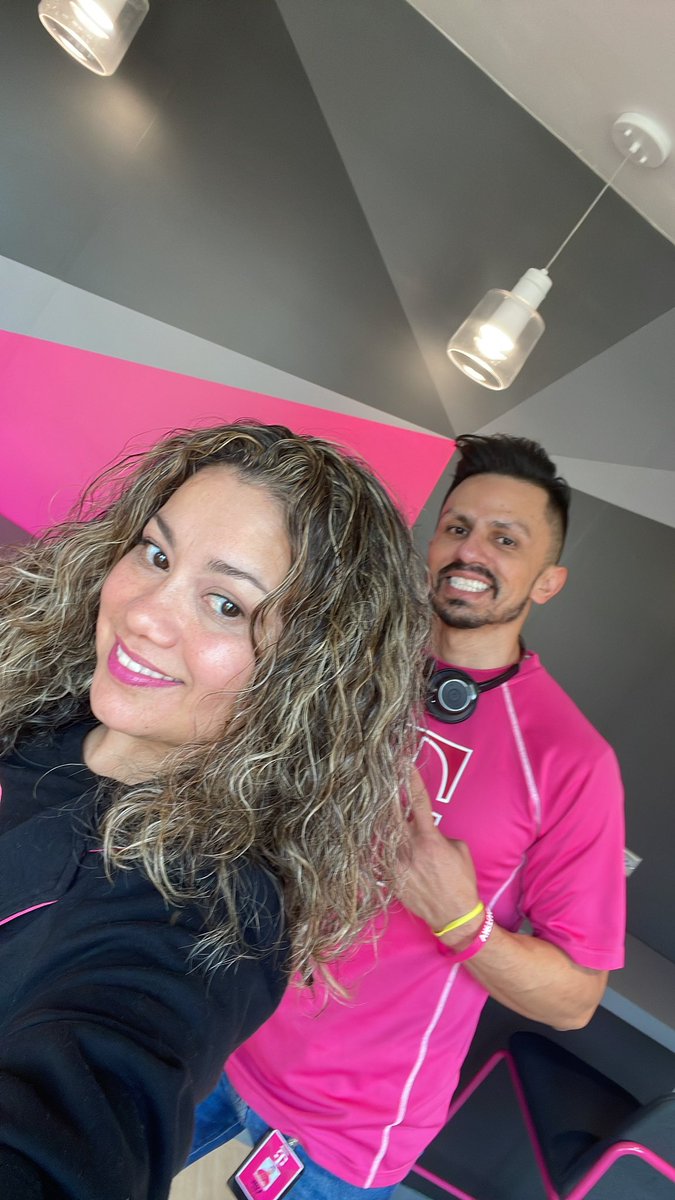 #Happy Employee Appreciation Day! I Love working for this amazing company. Every day working with this amazing #VirtualRetailTeam is a great day!
<a href="/JonFreier/">Jon Freier</a>