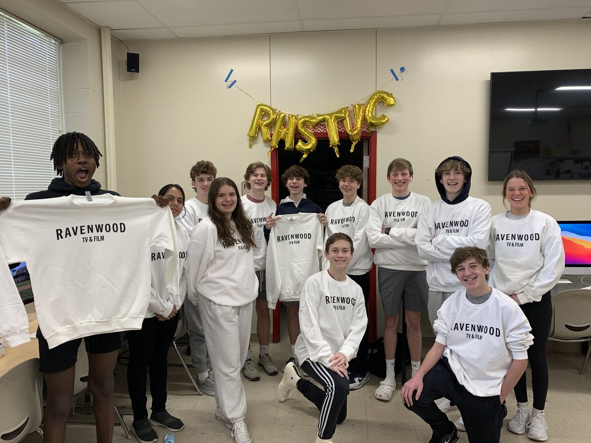 Our Level 1’s LOVE our new RHS-TV sweatshirts! #rhstv
