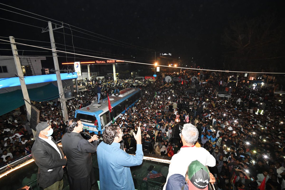 ShehzadSaeedPPP's tweet photo. This is not Sindh, this is my hometown Chicha watni Punjab. I thank the people of Chicha watni for giving a historic welcome to Chairman PPP @BBhuttoZardari .
#AwamiMarch
#GoSelectedGo https://t.co/u4r04IY8v4