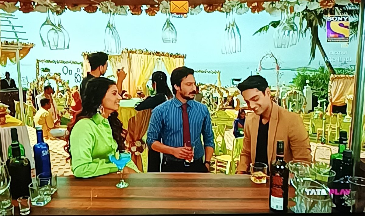 Siri66661006's tweet photo. #DhadkanZindaggiKii
Abhay's smile,
Wasim's crazy jokes, 
AbSiWa's friendship will be missed!
I am gonna miss this show a lotttt..! https://t.co/hqcn6xExfp