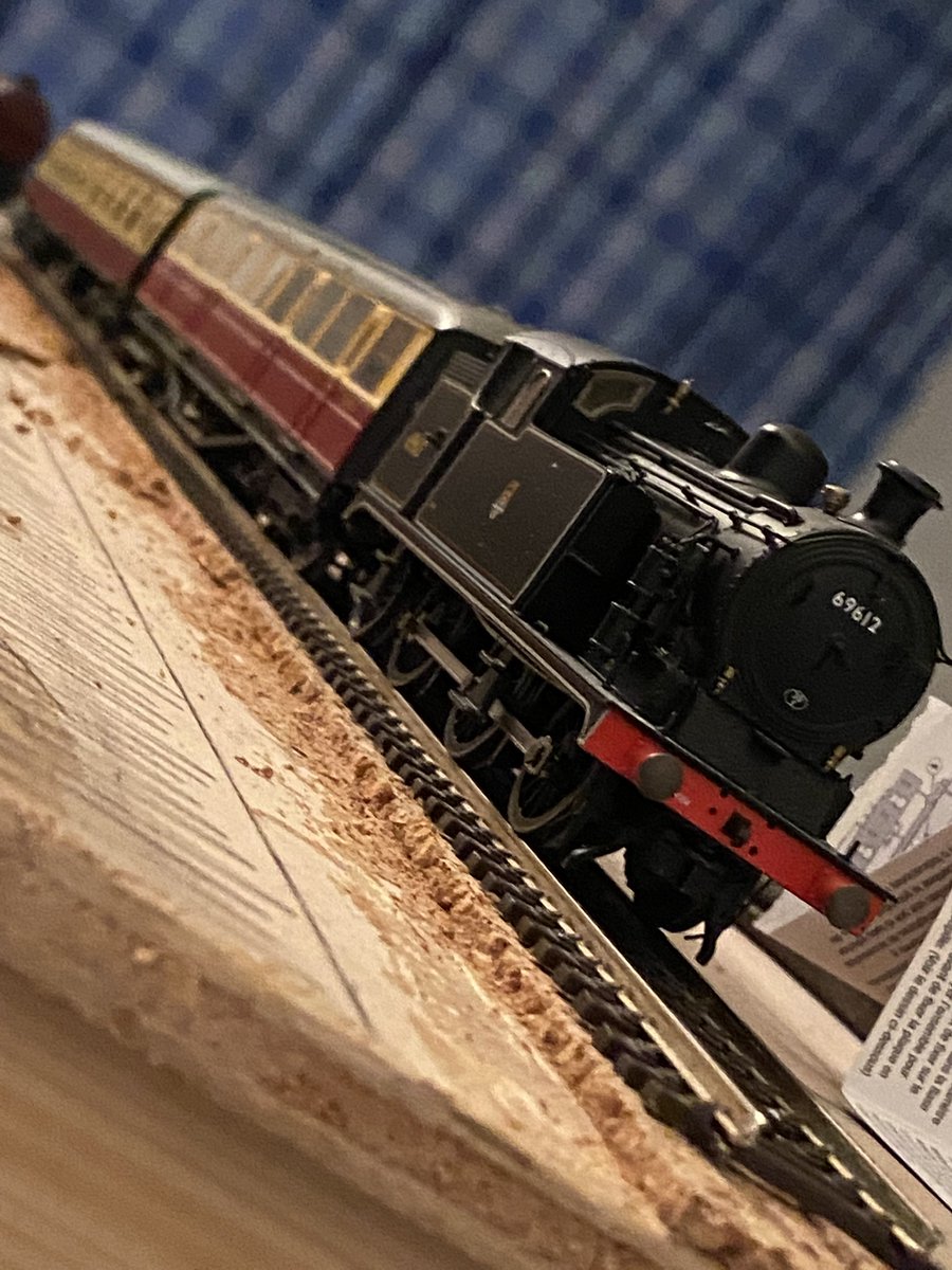 FolkestoneModel tweet picture