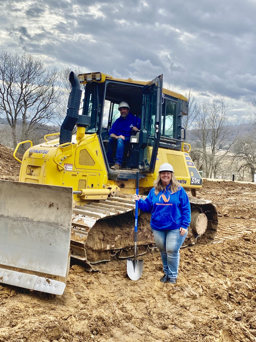 New_Vitae's tweet photo. We are proud to announce that we recently broke ground for our newest residential supports that will facilitate service options for #Veterans and individuals who experience #TraumaticBrainInjury!  Please enjoy photos of the day and watch for additional updates soon! https://t.co/WlRNykqWUS