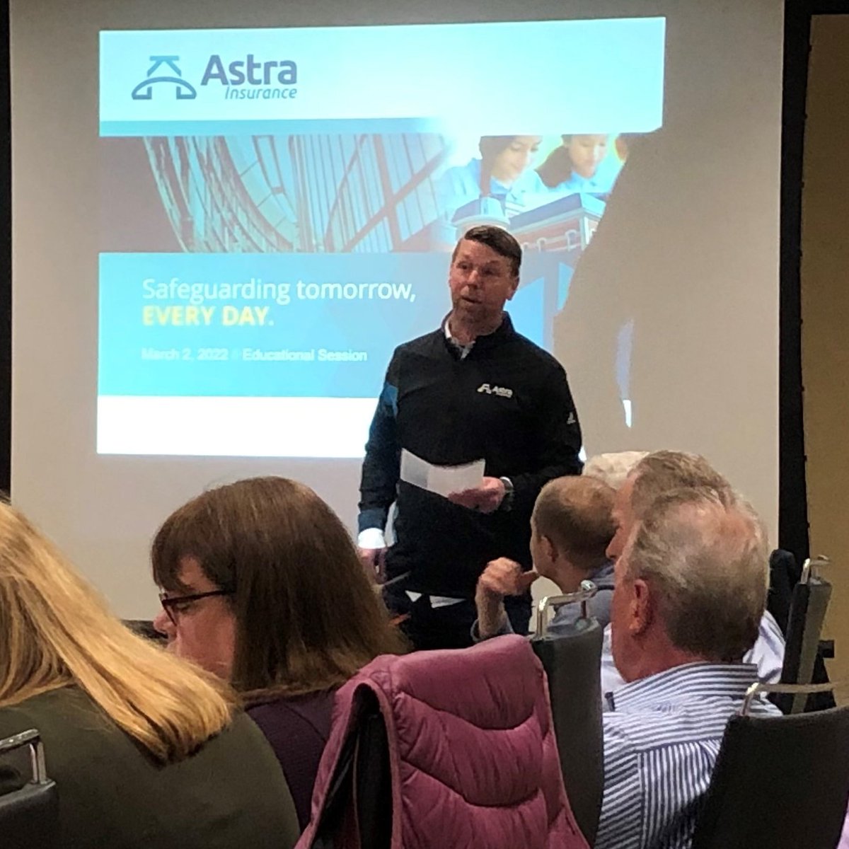 AstraInsurance's tweet photo. Educational session held this week in Toledo, Ohio.
Astra Insurance sales agents are the BEST!
@trails4life @UgljesaMike  
#education #learning #insurance 
#safeguardingtomorroweveryday https://t.co/0XWPLyBi0Q