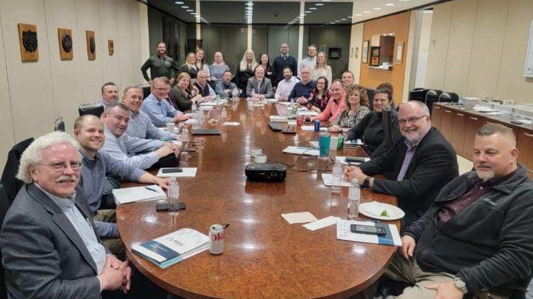 AstraInsurance's tweet photo. Educational session held this week in Toledo, Ohio.
Astra Insurance sales agents are the BEST!
@trails4life @UgljesaMike  
#education #learning #insurance 
#safeguardingtomorroweveryday https://t.co/0XWPLyBi0Q