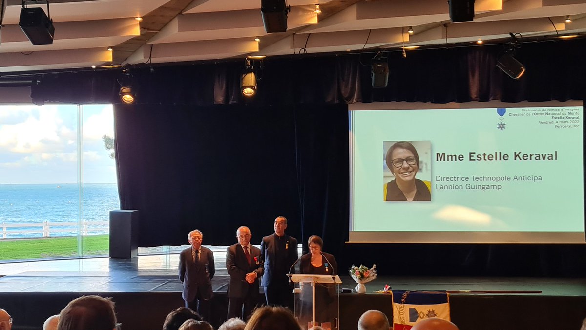 FabriceFauchoux's tweet image. Félicitations @EstelleAnticipa pour cette décoration largement méritée  #OrdreNationalDuMérite pour toutes les initiatives et actions portées sur notre territoire à @Anticipa @FTBrestPlus et ce n&apos;est que le début 😉#workinlannion