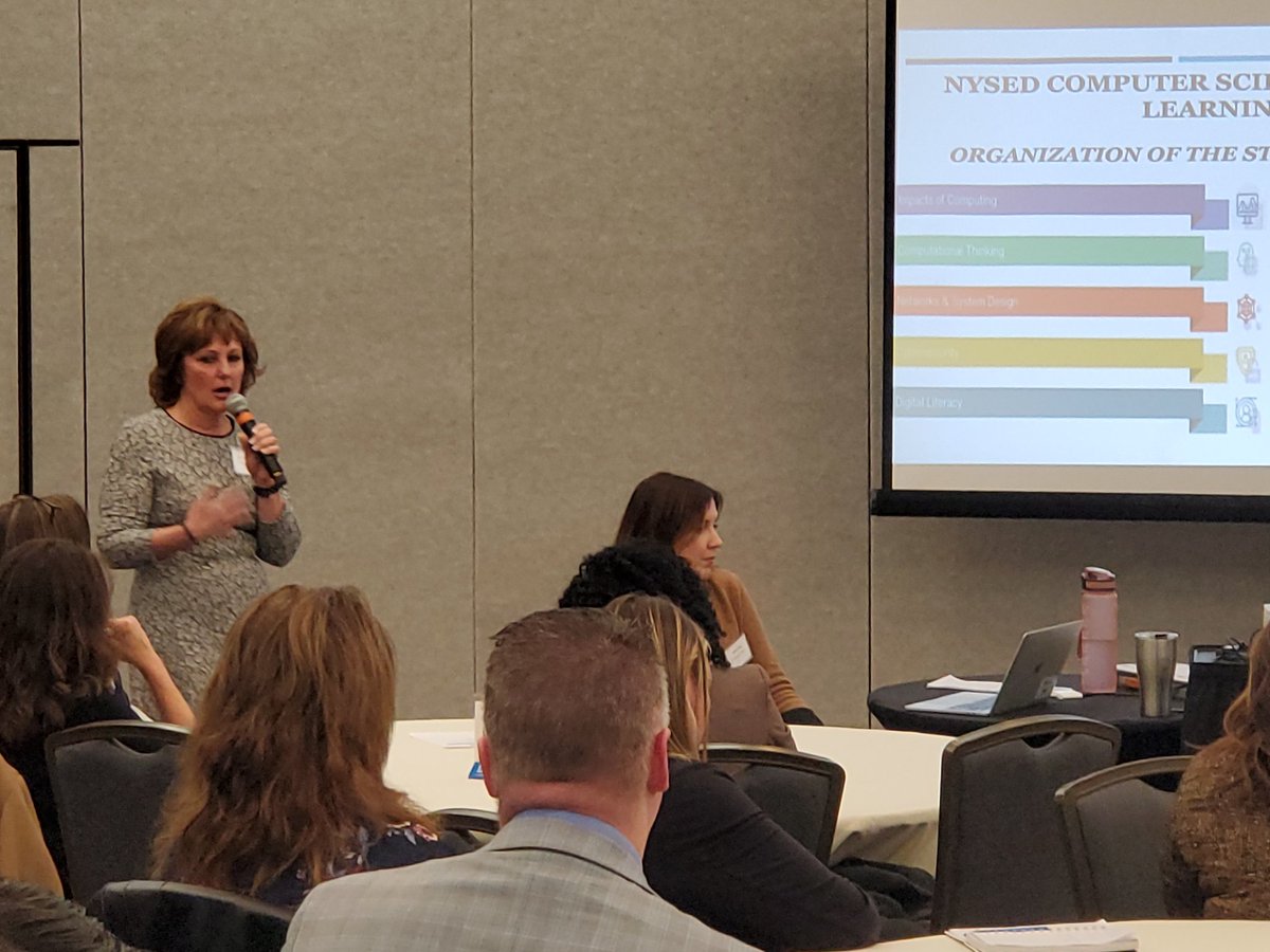 Dr. Grossane at LIASCD sharing Computer Science and Digital Literacy Standards and HUFSD's Implementation Plan with LI educators. @LIASCD