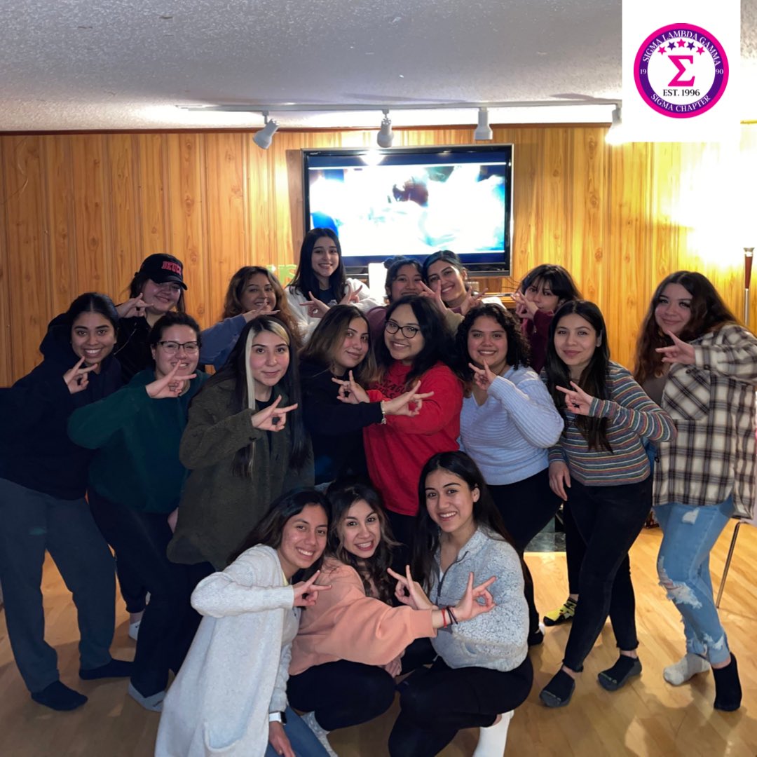 chicagogammas's tweet photo. Last Friday night we spent it singing our hearts
out karaoke style *+
there's no where else we would've
wanted to be than with each other e
#gammacall #hermanasporvida #SSSC
#sigmalambdagamma #sigmachapter #sisterhood https://t.co/R8qSukNKjv