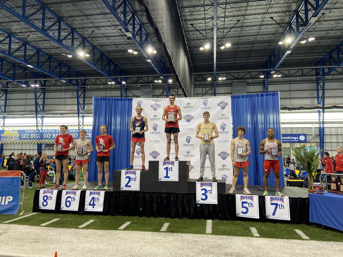 FriendsFalcons's tweet photo. First event completed for day 2 of NAIA track Nationals! Racewalk scooped up some points for the Falcons going 5,6,7 with times of 13:24 (Pablo Sanz-Rillo), 14:06 (Gage Carr), and 14:44(Jadon Davis)! #playNAIA #gofalcons https://t.co/b7SKt40JkL