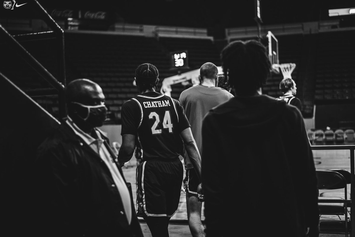 JayChatham24's tweet photo. @UCAMBB gave me an opportunity that changed my life forever and I vowed to give this program everything I had no matter the circumstances.
There’s a new era of basketball in Conway and I’m just blessed to help kick it off. 
Thank You UCA        
Chatham OUT   
#AGTG💜🤞🏽 https://t.co/sciUTSGMua