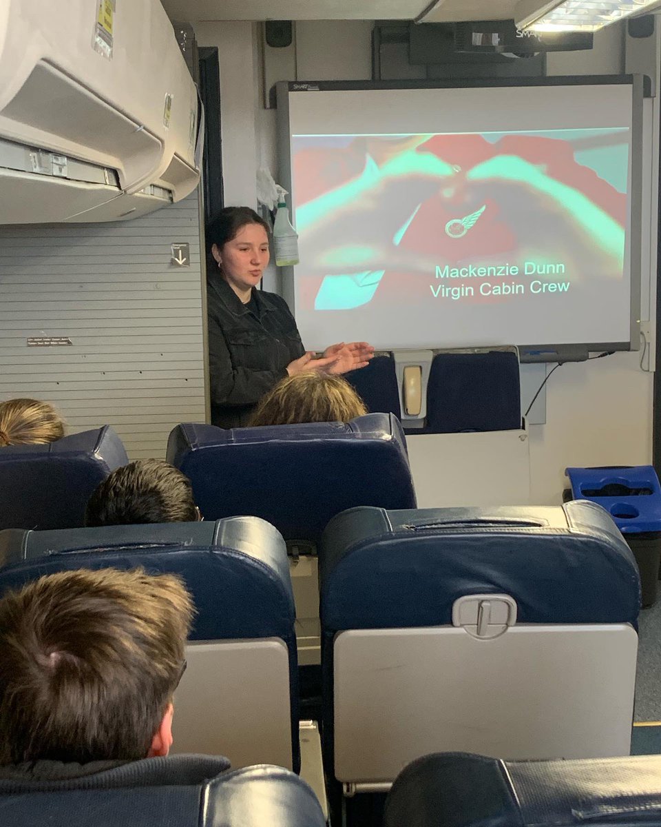 hayley_chami's tweet photo. Super proud and happy for Class of 2020 student Mackenzie,returning to @cityplym to share her recent experience on a @VirginAtlantic assessment day &amp; successfully securing a dream job as cabin crew! Enjoy wearing those red shoes Mackenzie!! ✈️👠👠#aviation #virginatlantic #proud https://t.co/VINFQc9TeH