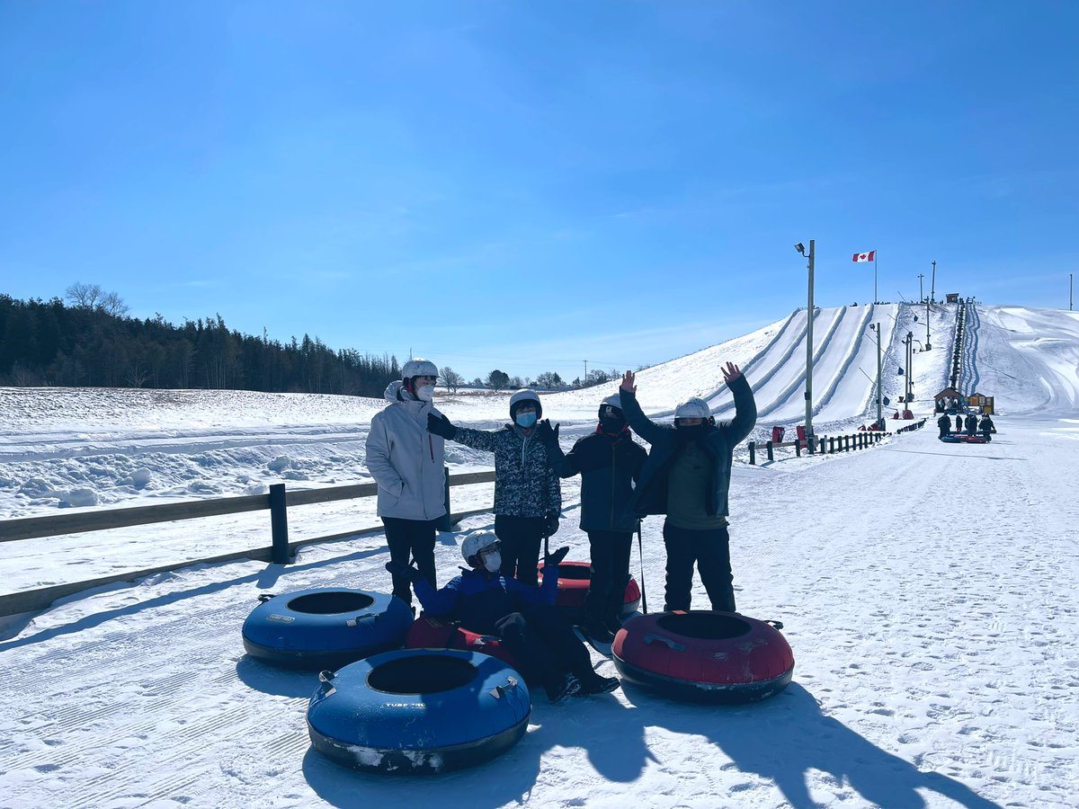 MsKGomes's tweet photo. ❄️ We hit the hills today @ The ROC ❄️ @StRobertCHS https://t.co/3HJdNLpSsF
