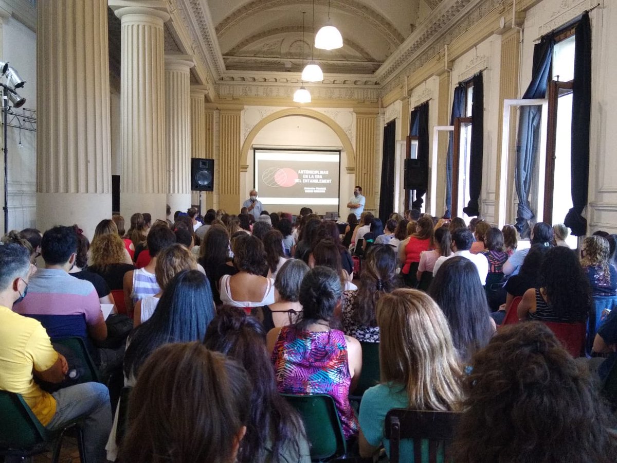Hace unos días desarrollamos el Seminario intensivo y presencial de la Carrera de Especialización en Tecnología Educativa #mteUBA en la sede del <a href="/CCPacoUrondo/">Paco Urondo</a> de <a href="/filo_uba/">Facultad de Filosofía y Letras UBA</a> con más de 150 estudiantes!