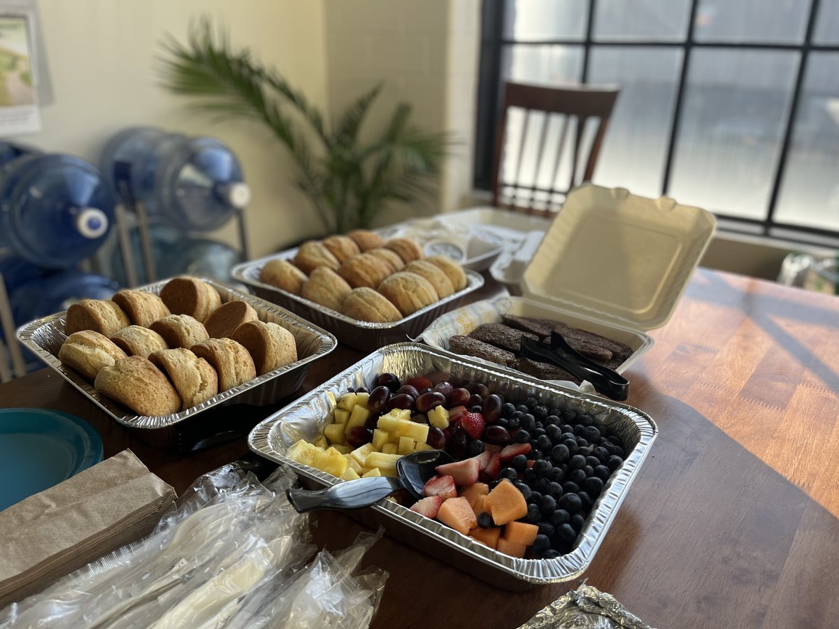 Vimarc's tweet photo. We know a little appreciation goes a long way and starting the day with some fresh biscuits from Biscuit Belly never hurts. A happy, humble, and very grateful #EmployeeAppreciationDay to our team! #AgencyPride https://t.co/C0L4SDzDL4