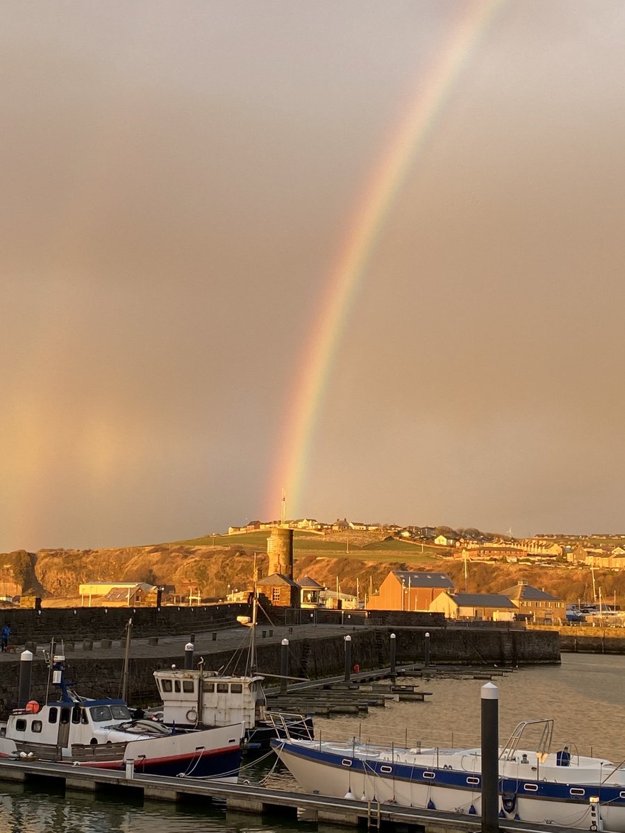 Hilary Neil-Williams tweet media