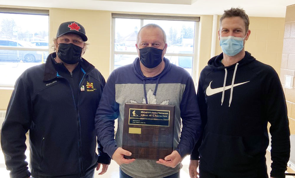 MitchAdvocate's tweet image. Congratulations to Trevor Russwurm who is this year's Mitchell girls hockey Community Character award winner, an honour given annually to someone who brings out the best in themselves and others. Trevor is the definition of community spirit and volunteering. Congrats!