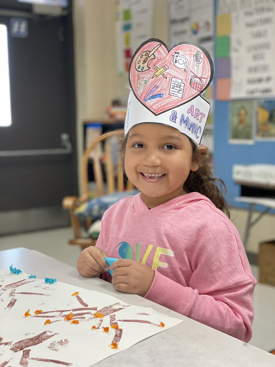 SCES_Resource's tweet image. We love art and music!!! #artsacrossva22 @CCPSVISARTS @VAartED @SCESStars @ccpsinfo