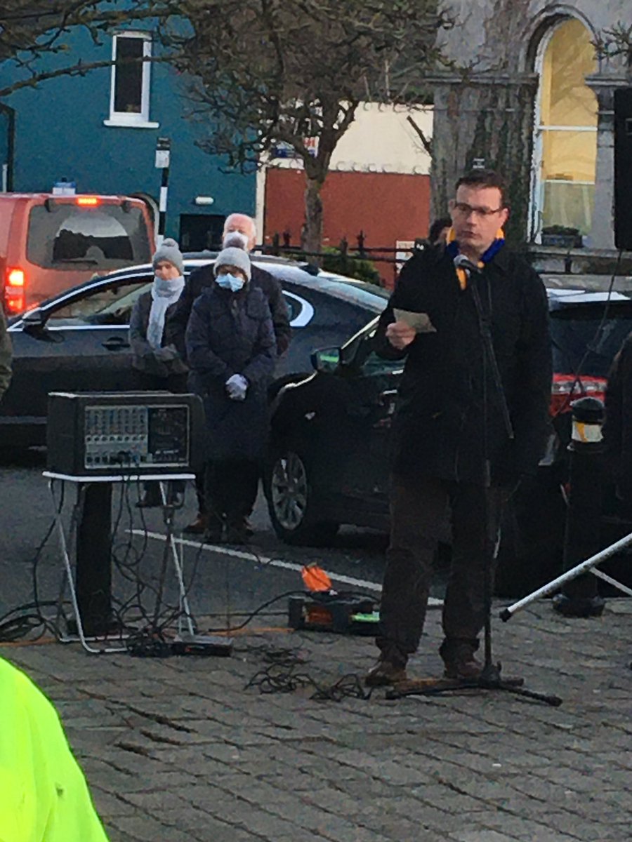 NiallFarrell218's tweet photo. Great to attend the protest in Nenagh this evening against the Russian invasion of Ukraine.

Like the majority of the world, the people of Nenagh definitely #StandWithUkraine️

Fair play to Alan Kelly &amp; his team for organising &amp; to the speakers from Ukraine who spoke so honestly https://t.co/HomhhRBxDv