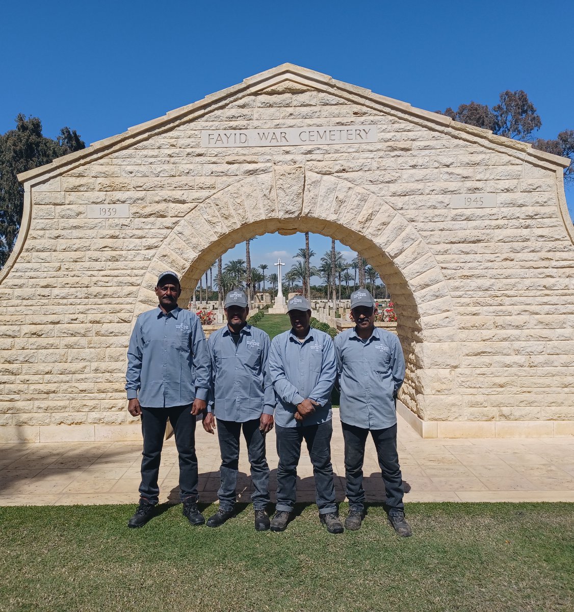 richhills68's tweet photo. Meet our fantastic team  at @CWGC Fayid War Cemetery #Egypt this week who care for over some 1800 Commonwealth casualties - thank you for your work. https://t.co/LE8MpS5vVF