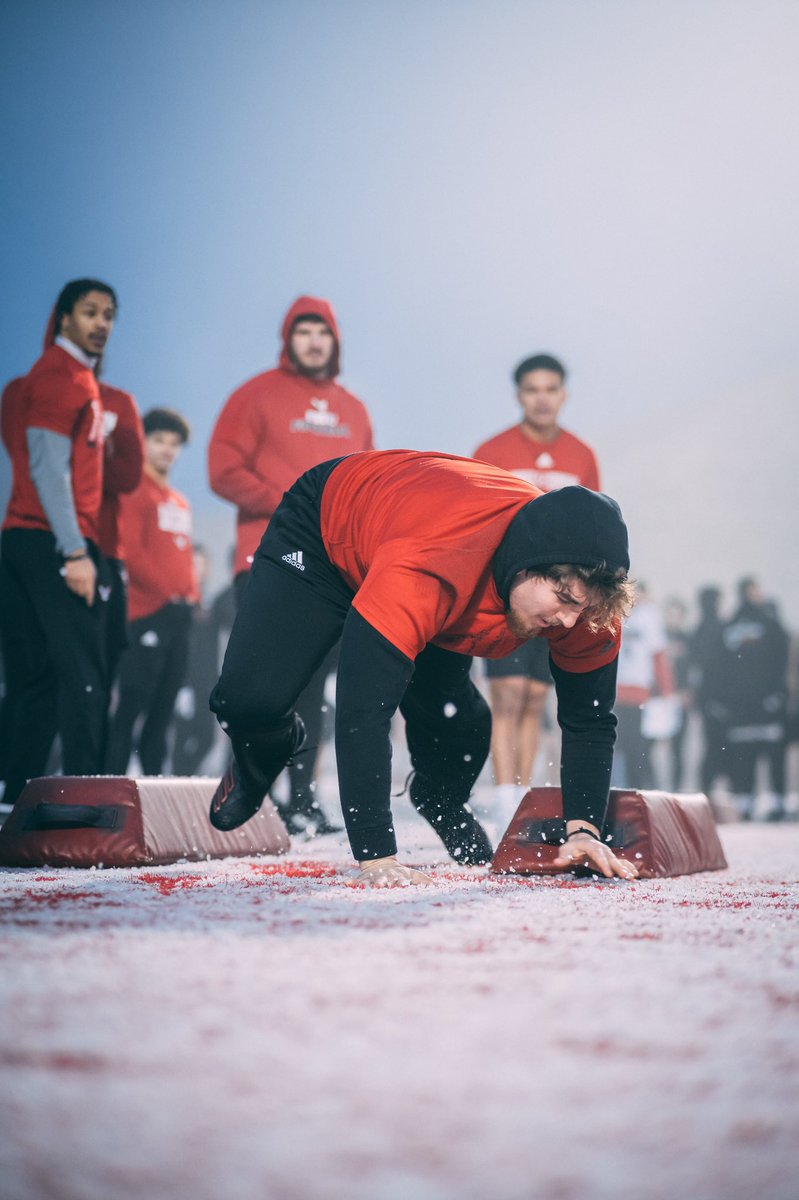 EWUFootball's tweet photo. Great way to end the work week❄️ #GoEags https://t.co/GJddIsoI8G